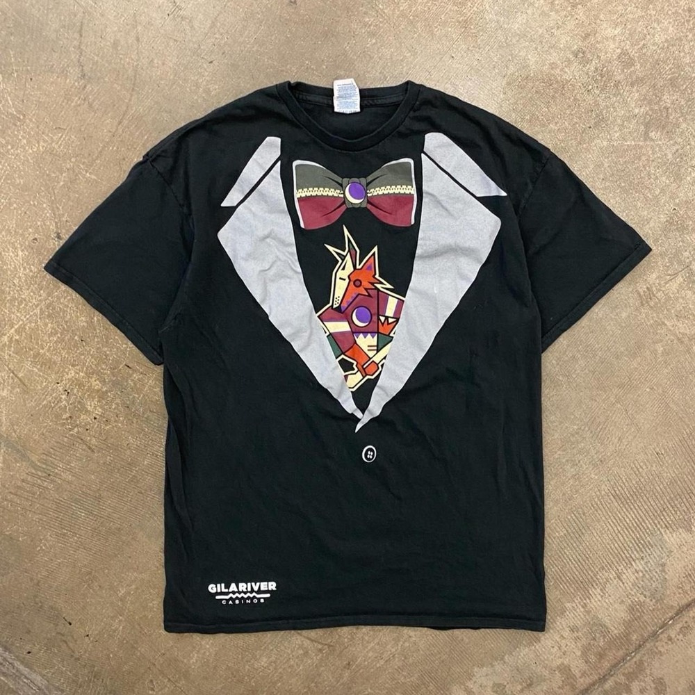 Vintage Arizona Coyotes NHL Suit And Tie T-Shirt Phoenix Hockey Large